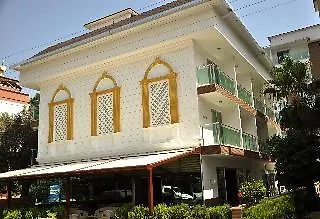 Atlas Hotel Çeşme